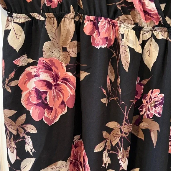 Bundle deal - 2 for $15 Torrid Black and Pink Floral Blouse - Picture 4 of 4